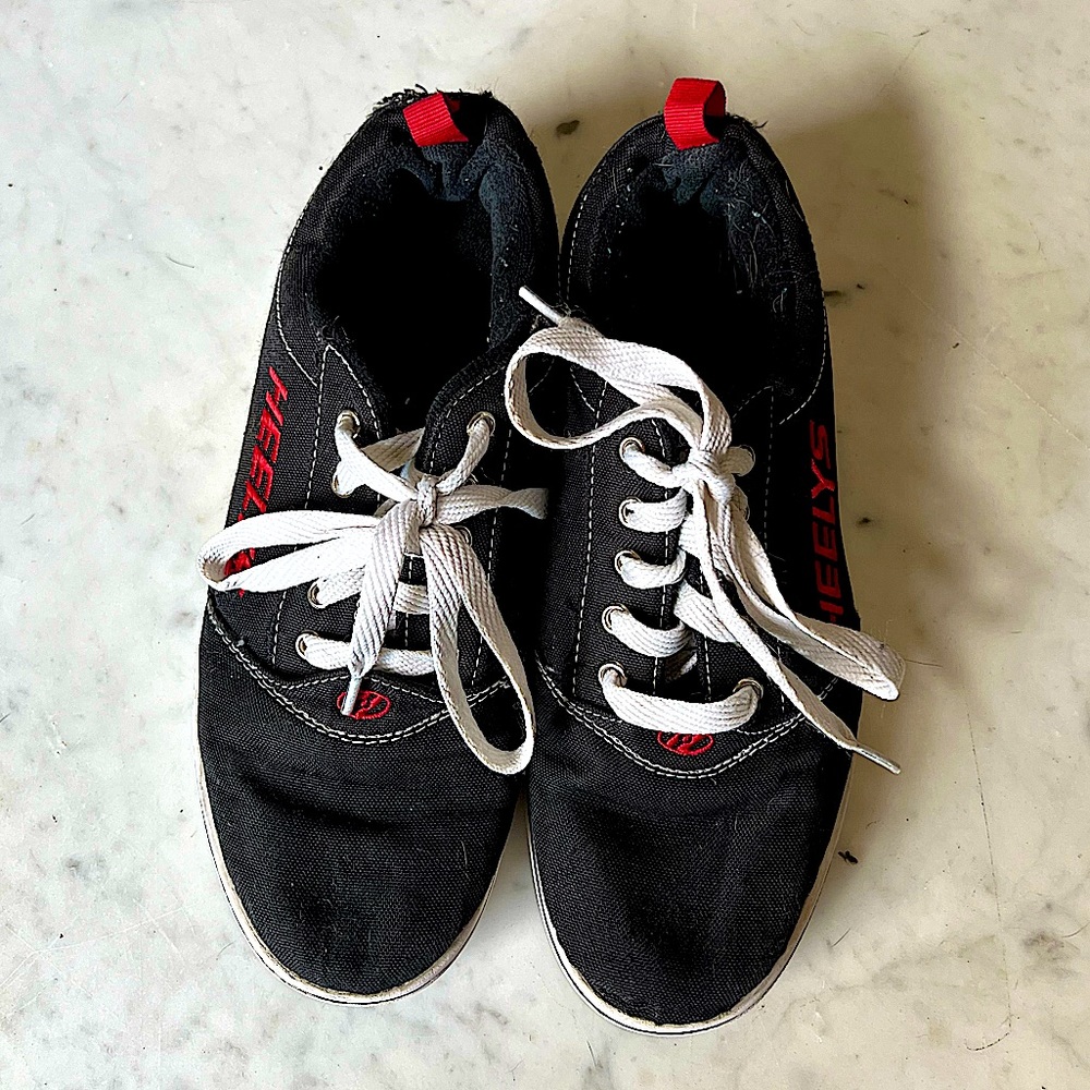 Black and Red Heelys Sneakers